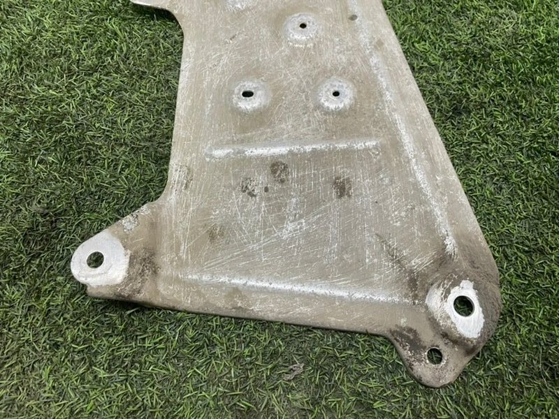 Кронштейн (сопут. товар)