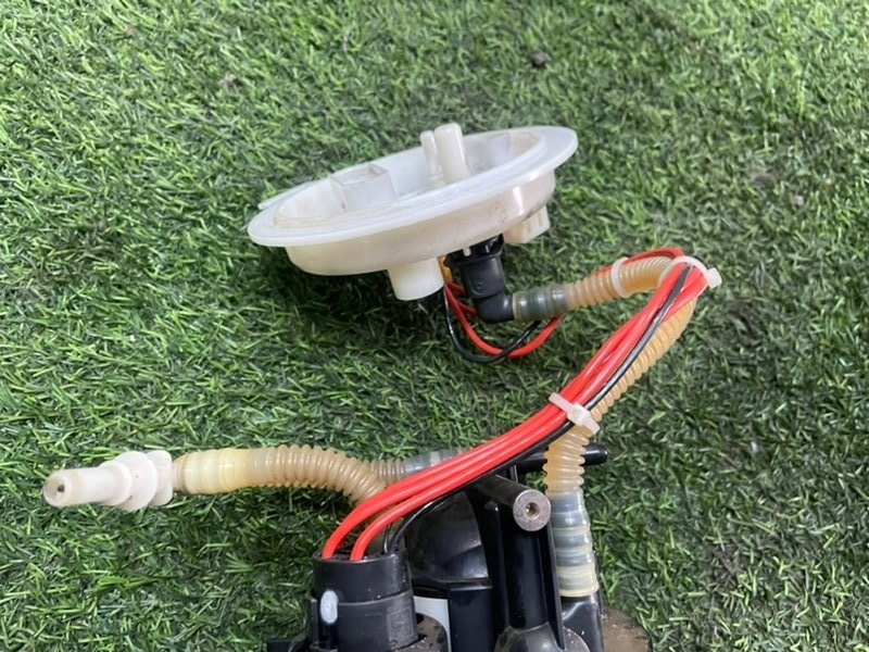 Насос топливный электрический