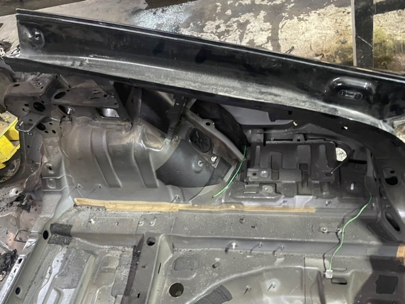 Крыло заднее правое