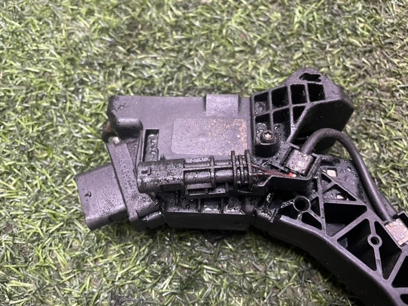 Педаль газа