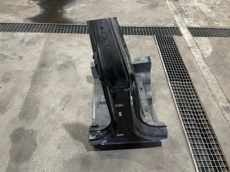 Кузовной элемент