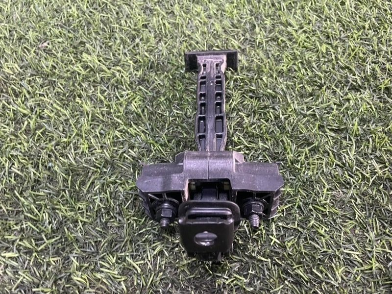 Ограничитель двери