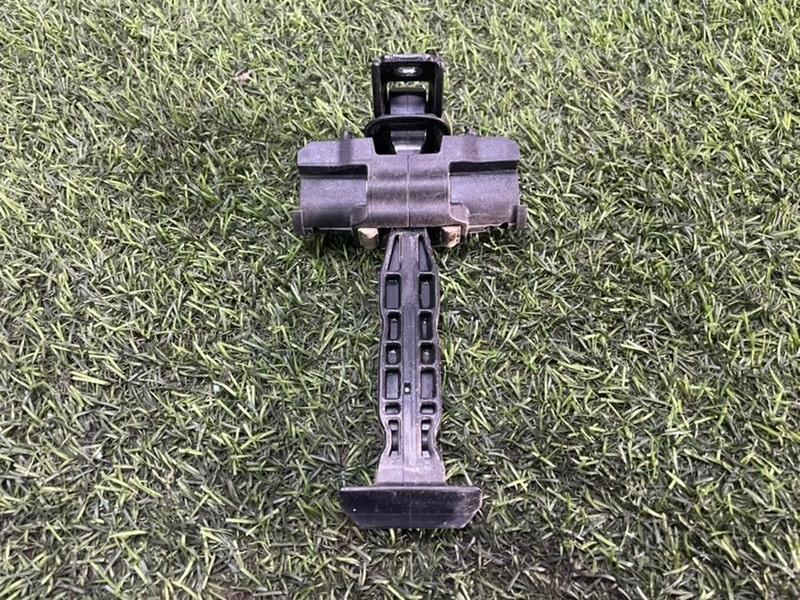 Ограничитель двери