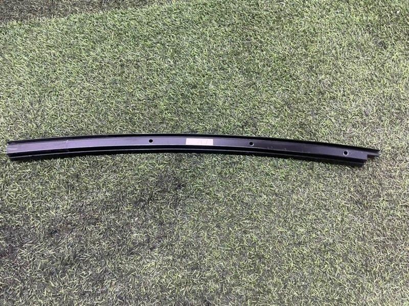 Накладка двери задней левой