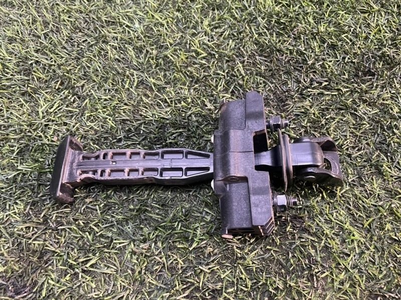 Ограничитель двери