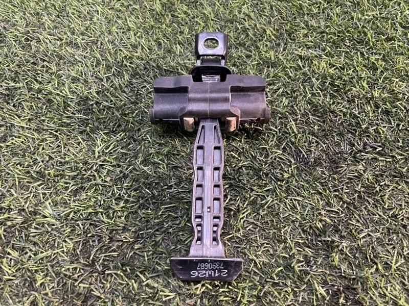 Ограничитель двери