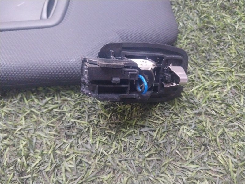 Козырек солнцезащитный