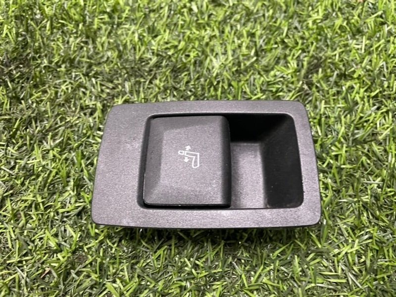 Ручка сиденья