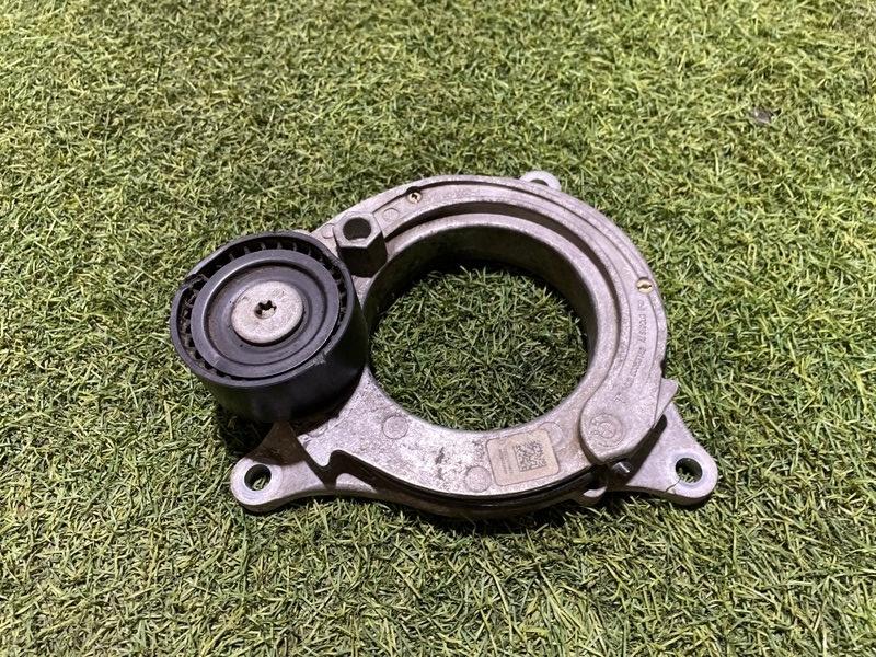 Натяжитель ремня