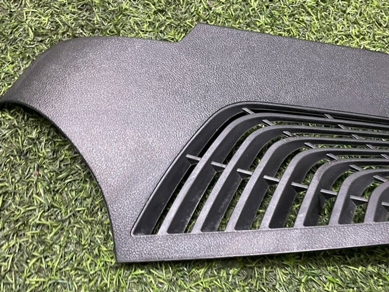 Обшивка багажника