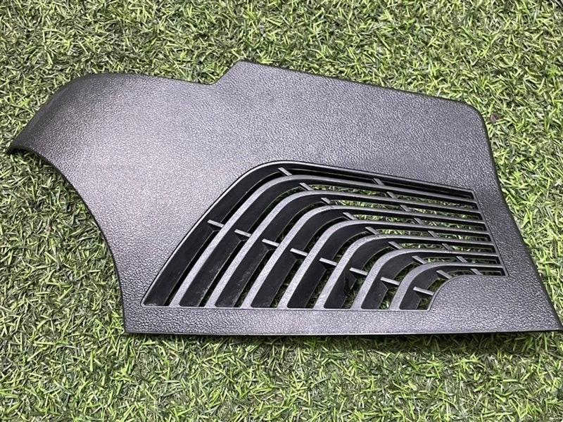 Обшивка багажника