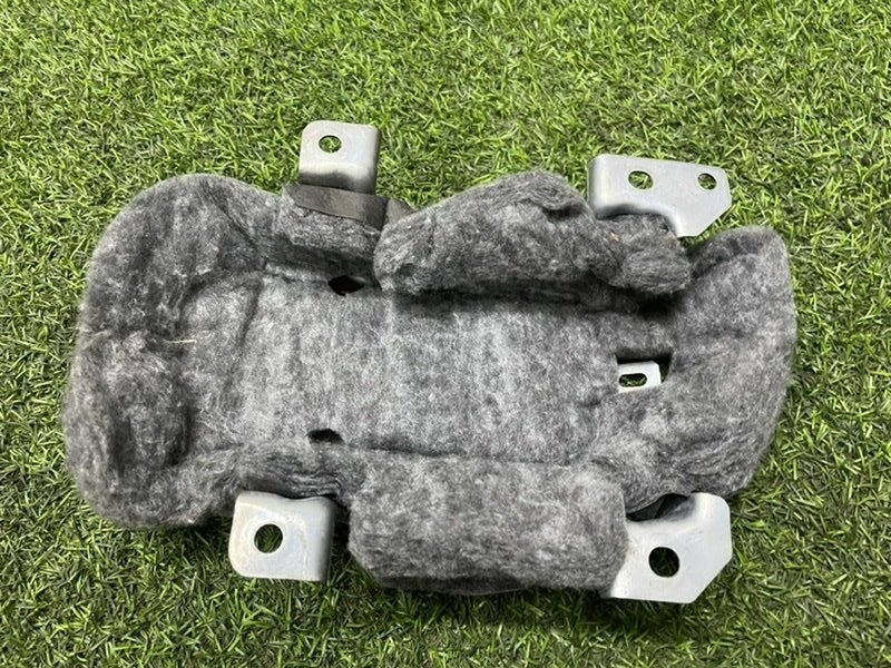 Кронштейн крепления торпедо