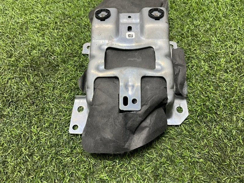 Кронштейн крепления торпедо