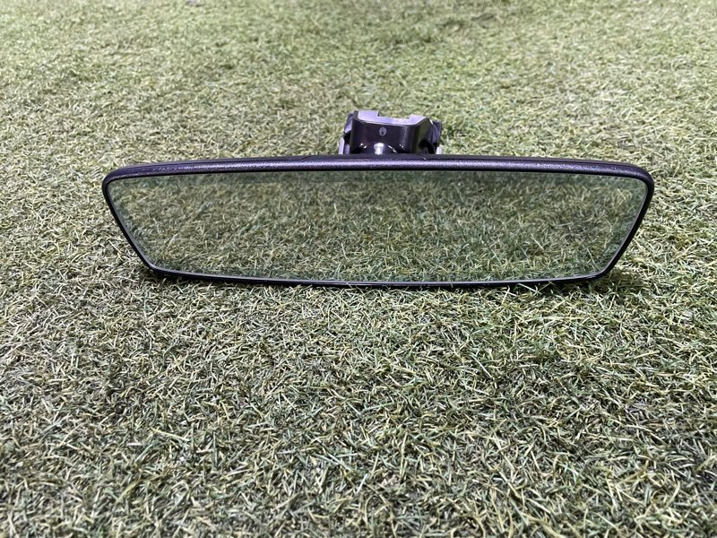 Зеркало заднего вида