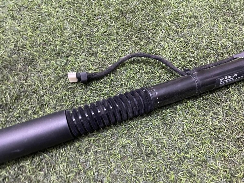 Амортизатор двери багажника