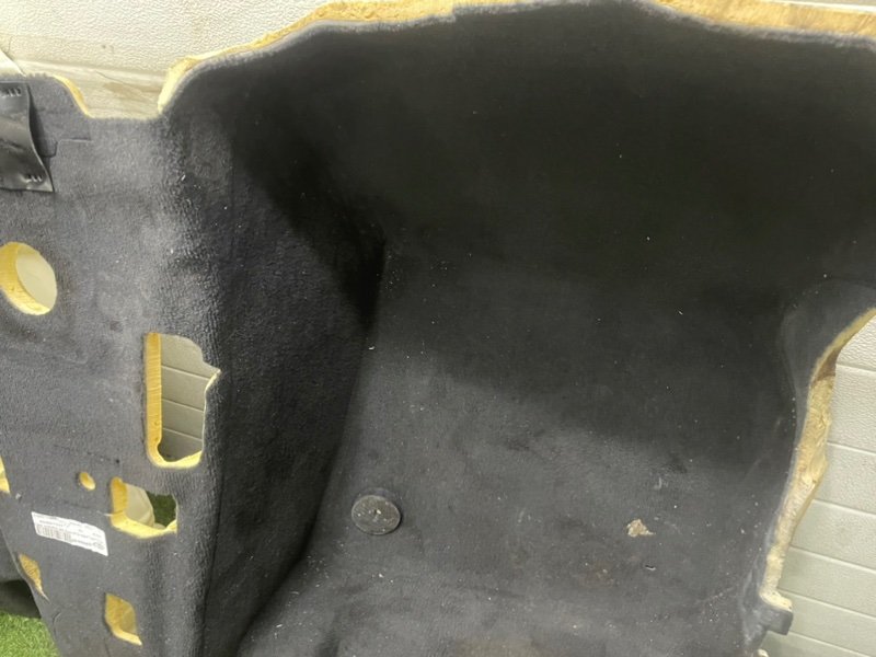 Покрытие напольное (ковролин)