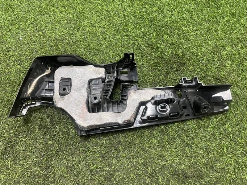 Обшивка багажника