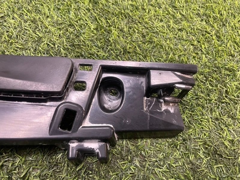 Обшивка багажника