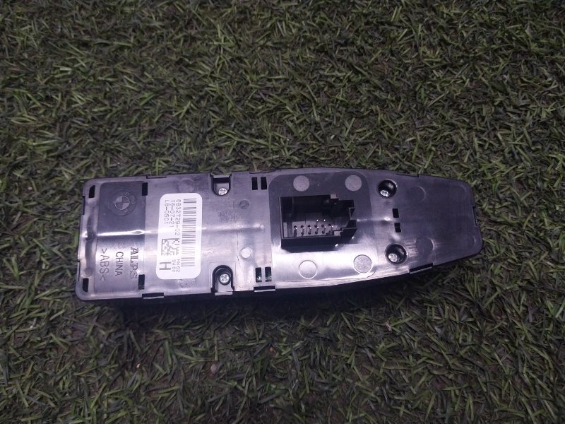 Блок управления стеклоподъемниками