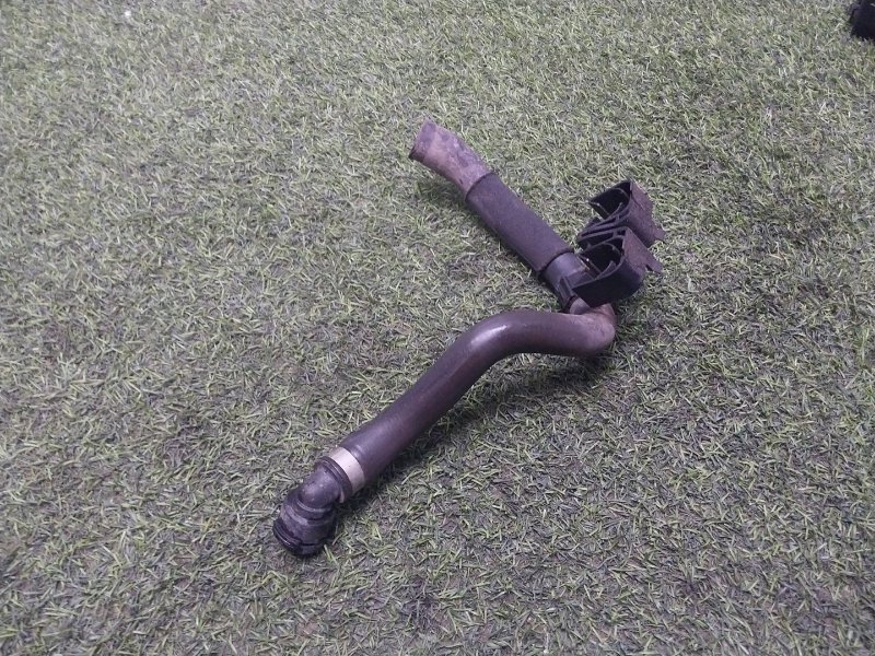 Шланг системы охлаждения