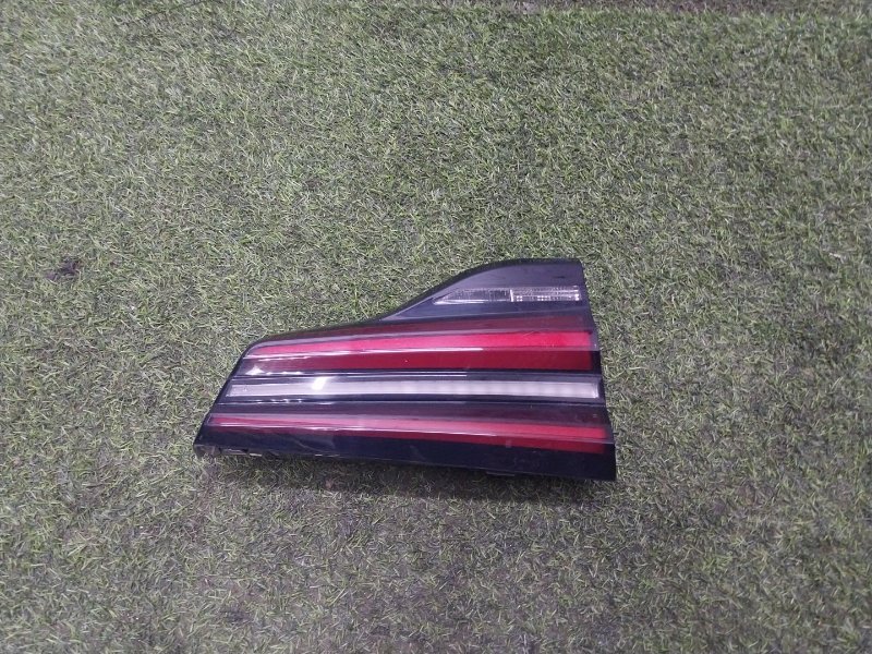 Фонарь задний внутренний левый