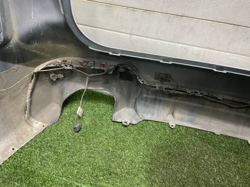 Бампер задний