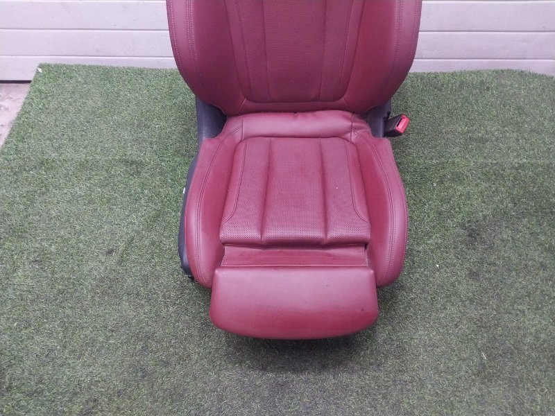 Сиденье салонное