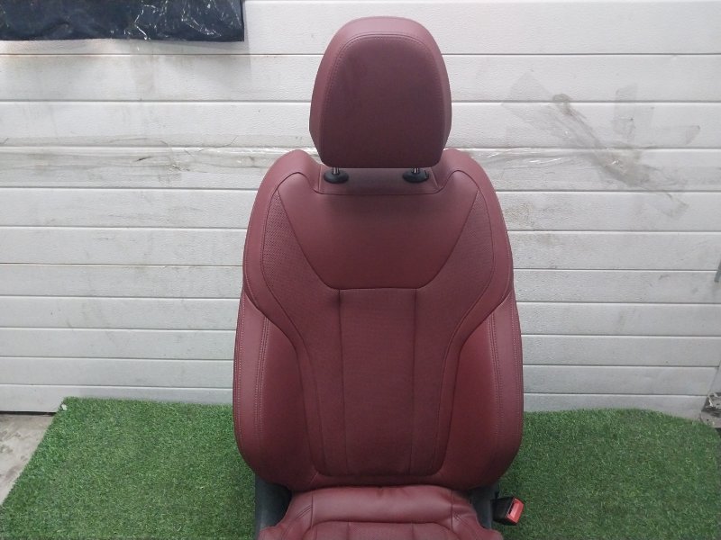 Сиденье салонное