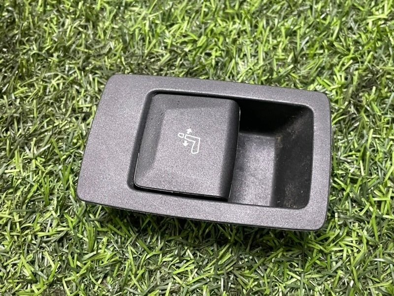 Ручка сиденья