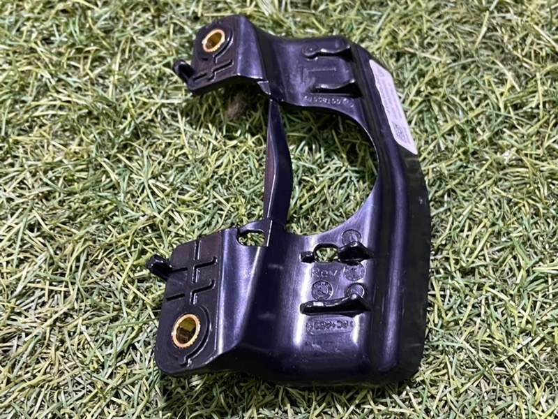 Кронштейн крепежный вспомогательный (разного назначения)