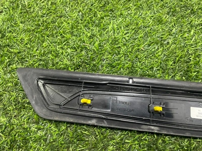 Накладка порога (внутренняя)