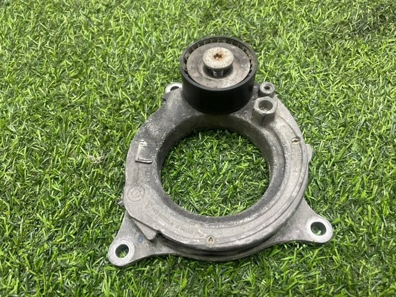 Натяжитель ремня