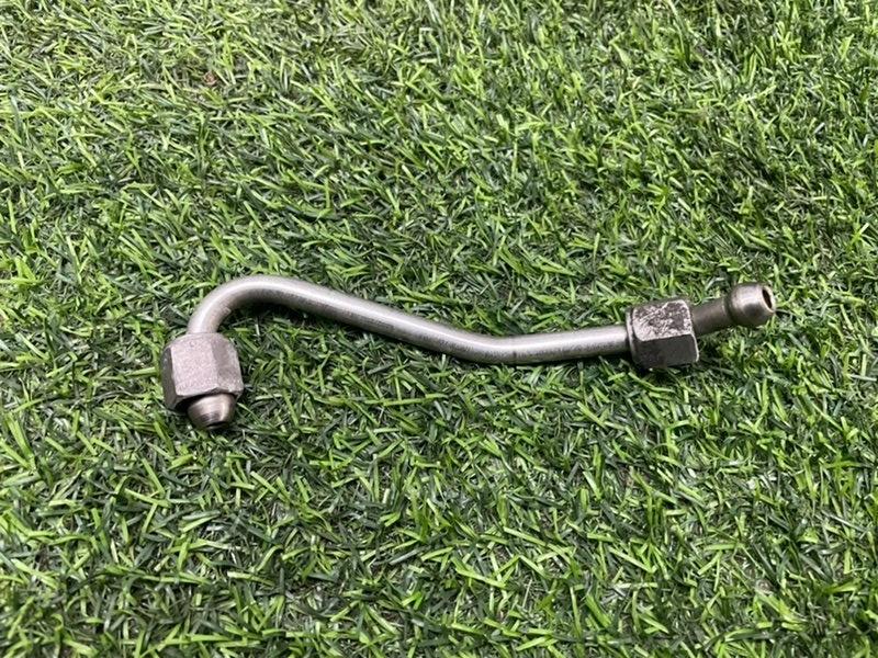 Трубка топливная