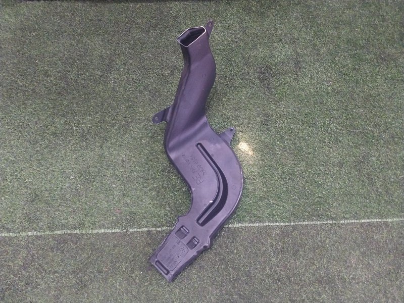 Воздуховод отопителя