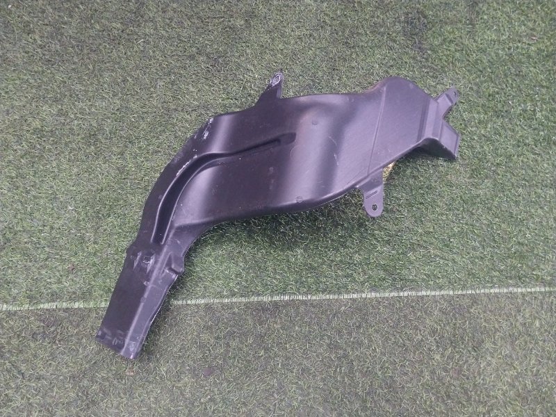 Воздуховод отопителя