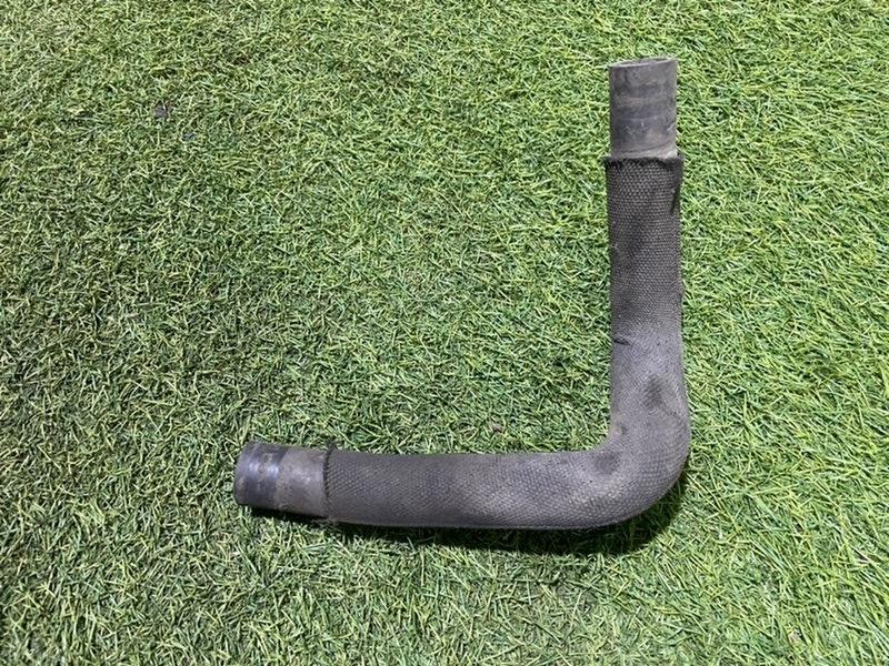 Трубка системы охлаждения