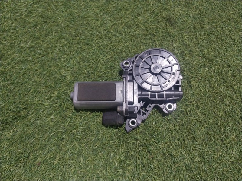 Доводчик двери