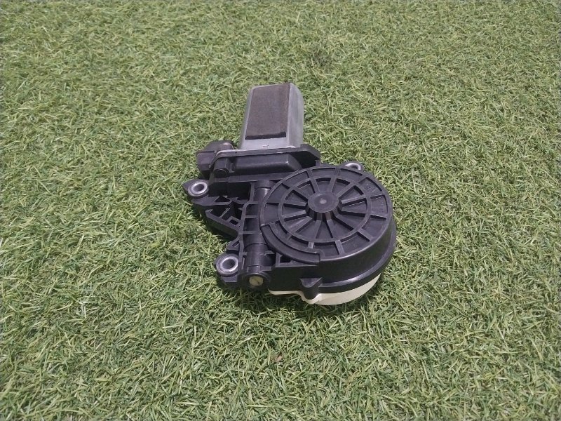 Доводчик двери