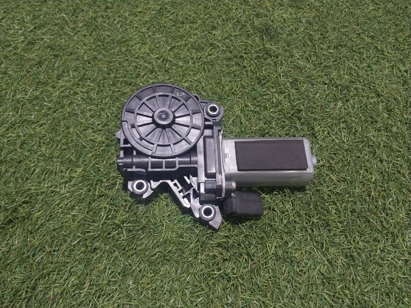 Доводчик двери