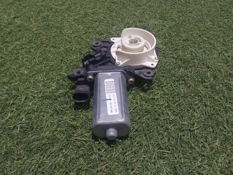 Доводчик двери