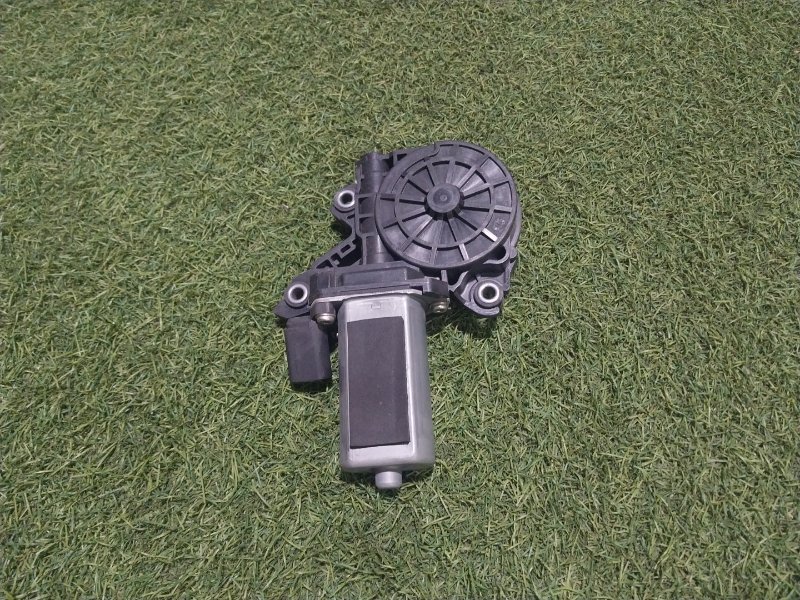 Доводчик двери