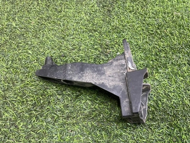 Кронштейн радиатора