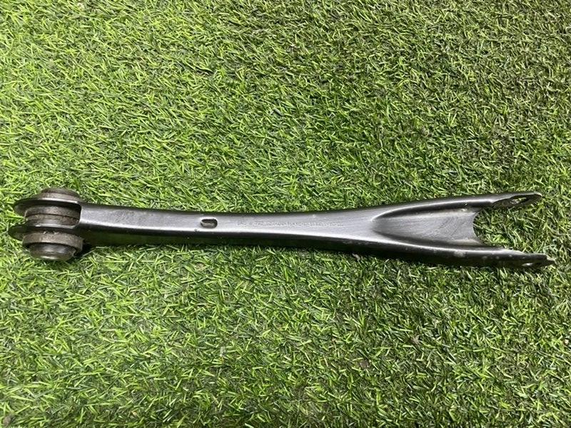 Рычаг задний