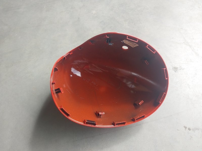 Накладка зеркала левого