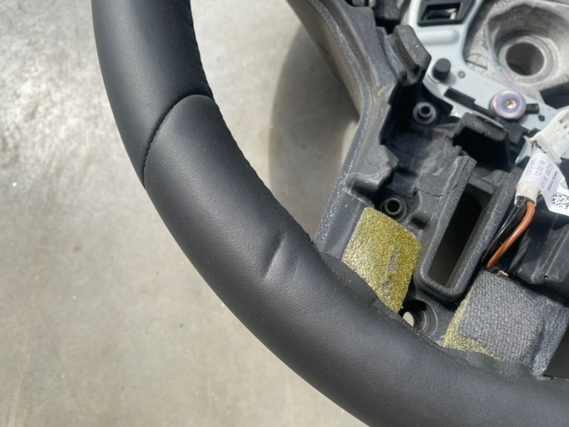 Рулевое колесо (руль)