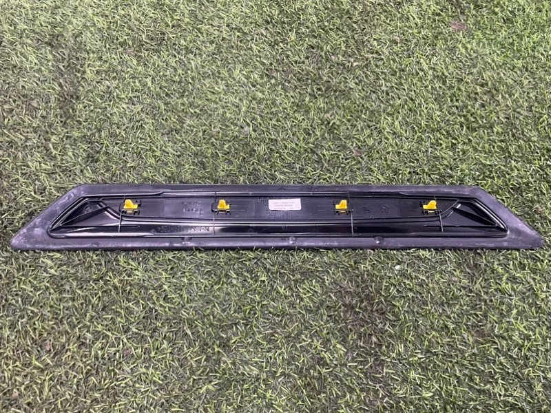 Накладка порога (внутренняя)