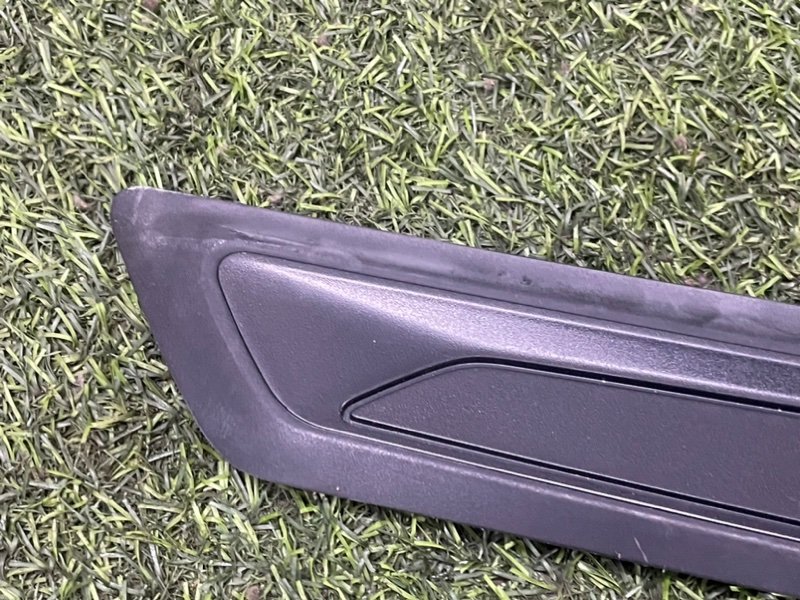 Накладка порога (внутренняя)