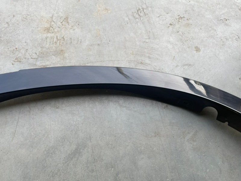 Накладка заднего крыла левого