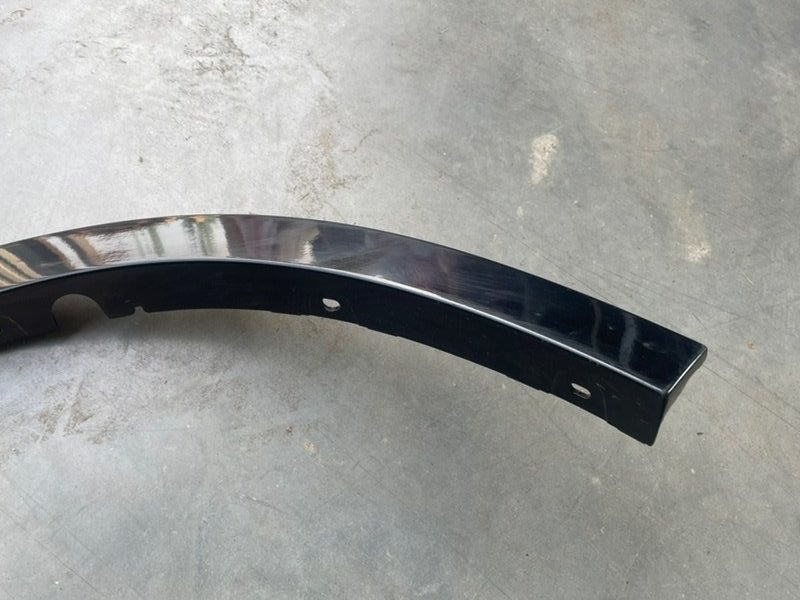 Накладка заднего крыла левого
