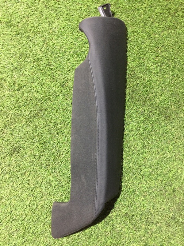 Обшивка багажника